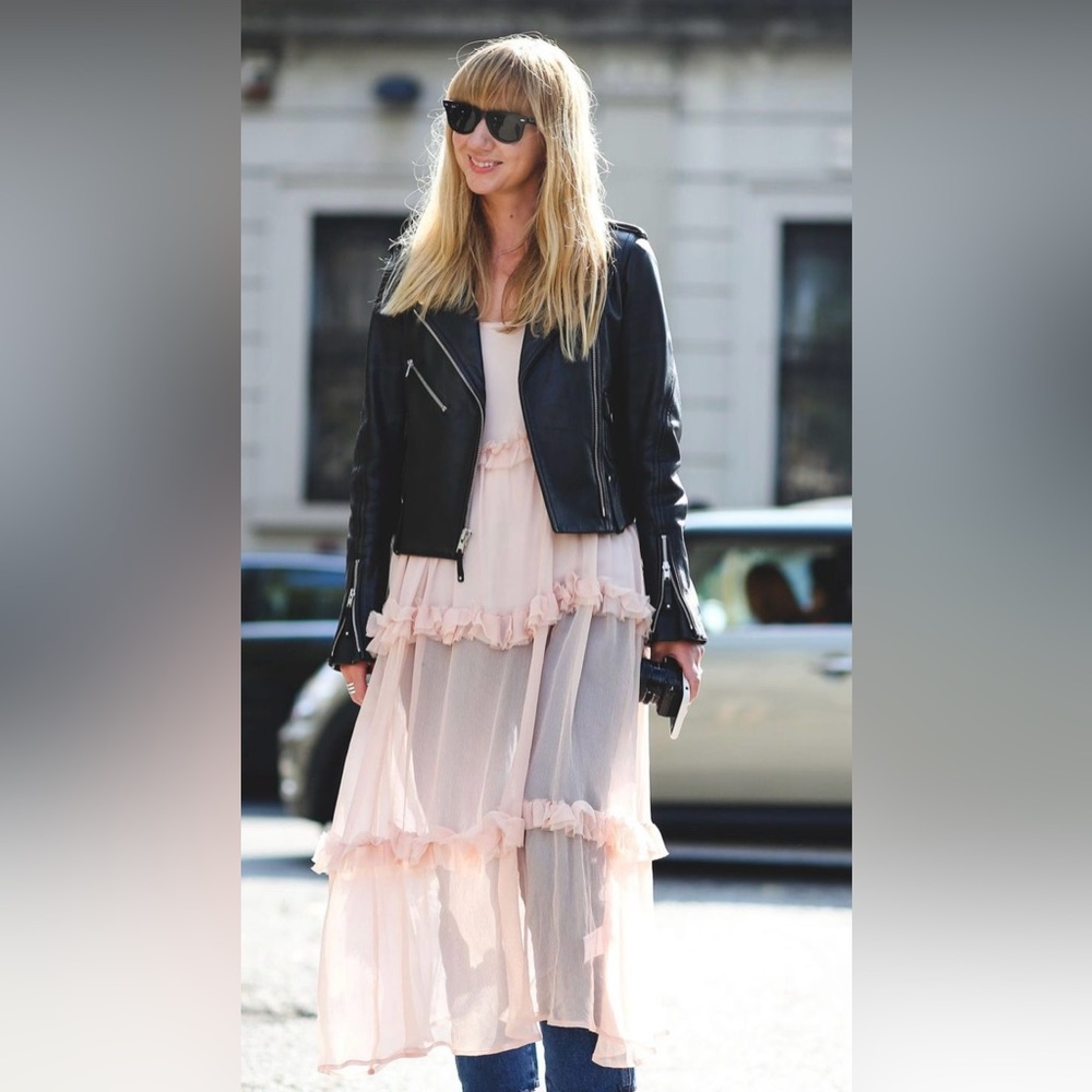 Pink Lace Overlay Dress embroidered with ruffled sleeves sheer - Picture 12 of 16